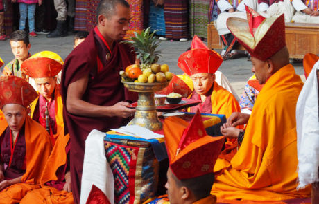 Bhutan-tsechu-cerimonia-monaci-dzong Bhutan-tsechu-cerimonia-monaci-dzong