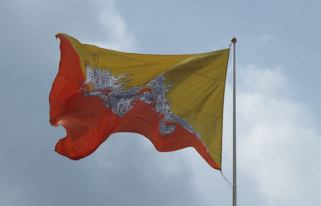 trekking-Bhutan-3697 Bhutan-tsechu-bandiera-drago tonante