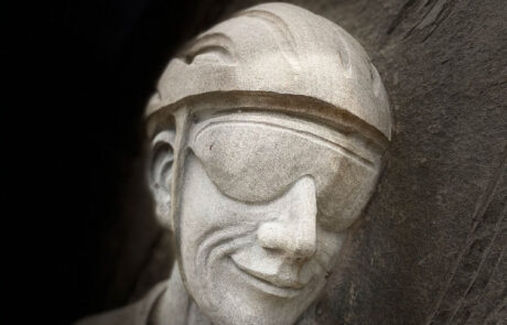 Monumento a Michele Scarponi, il ciclista col sorriso